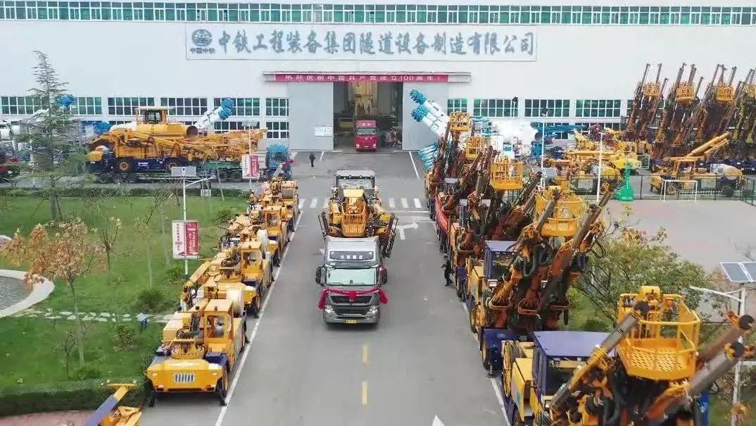出征西南！又一批隧道機械化專用設備建功高原鐵路隧道